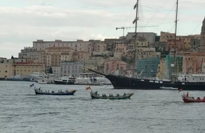 صدمة "النيران" في معركة بحرية كبرى!