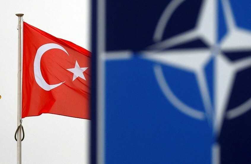 إسرائيل تطالب 