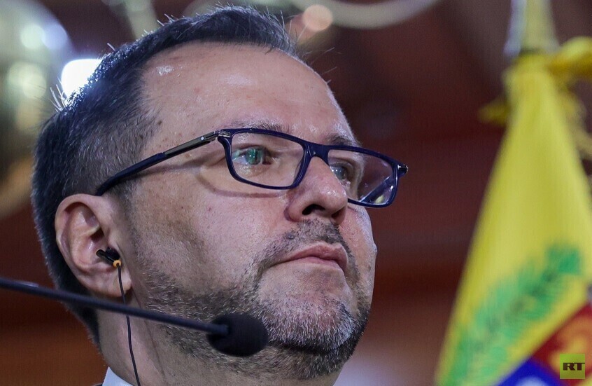 وزير فنزويلي: مثيرو الشغب يطلقون النار على الأبرياء في الشوارع