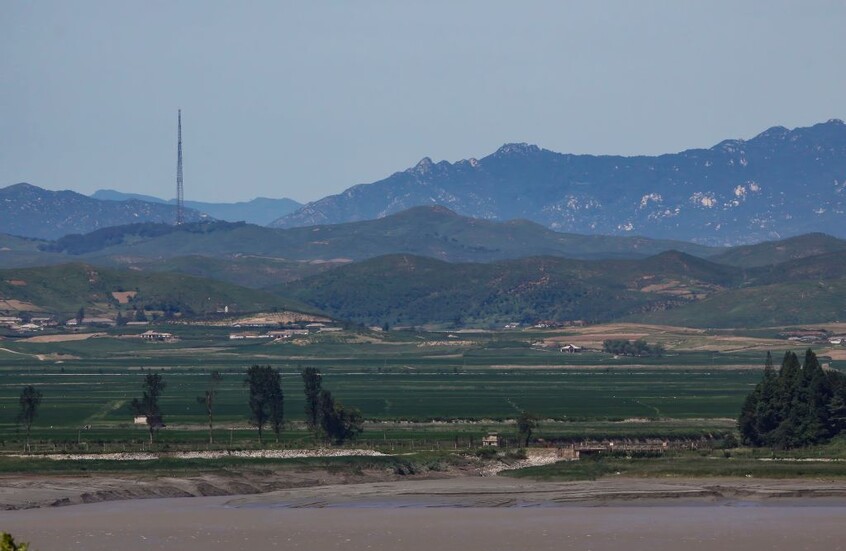 سيئول: بالونات القمامة الكورية الشمالية تعطل عمليات مطار إنتشون الدولي