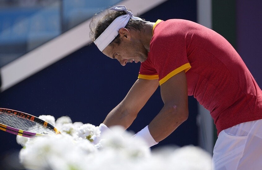 بعد الخسارة "المريرة" أمام غريمه دجوكوفيتش.. النجم نادال يحدد موعد الاعتزال
