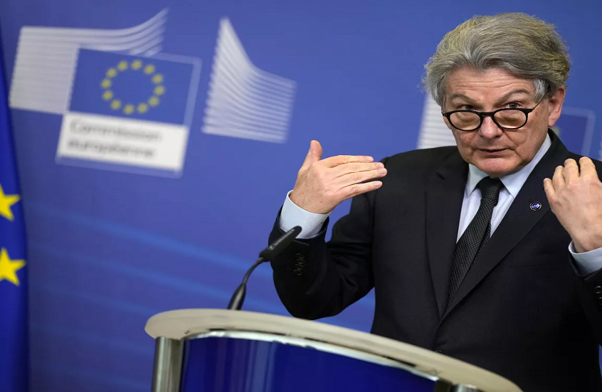 ماكرون يرشح تييري بريتون لتولي منصب "مفوض أوروبي" في ولاية فون ديرلاين الجديدة