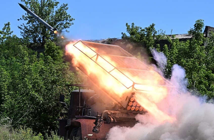 الدفاع الروسية: خسائر أوكرانيا تجاوزت 2.1 ألف جندي خلال آخر 24 ساعة