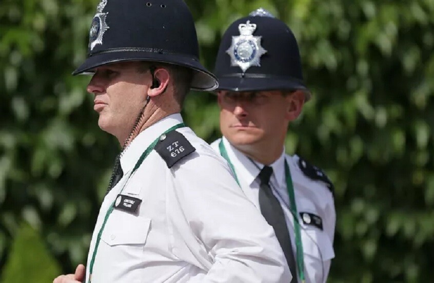 الشرطة البريطانية تبدي مخاوفها من وقوع مزيد من الاضطرابات بعد الهجوم على الأطفال