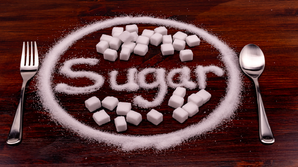أطعمة شائعة قد "توقف الرغبة الشديدة في تناول السكر"