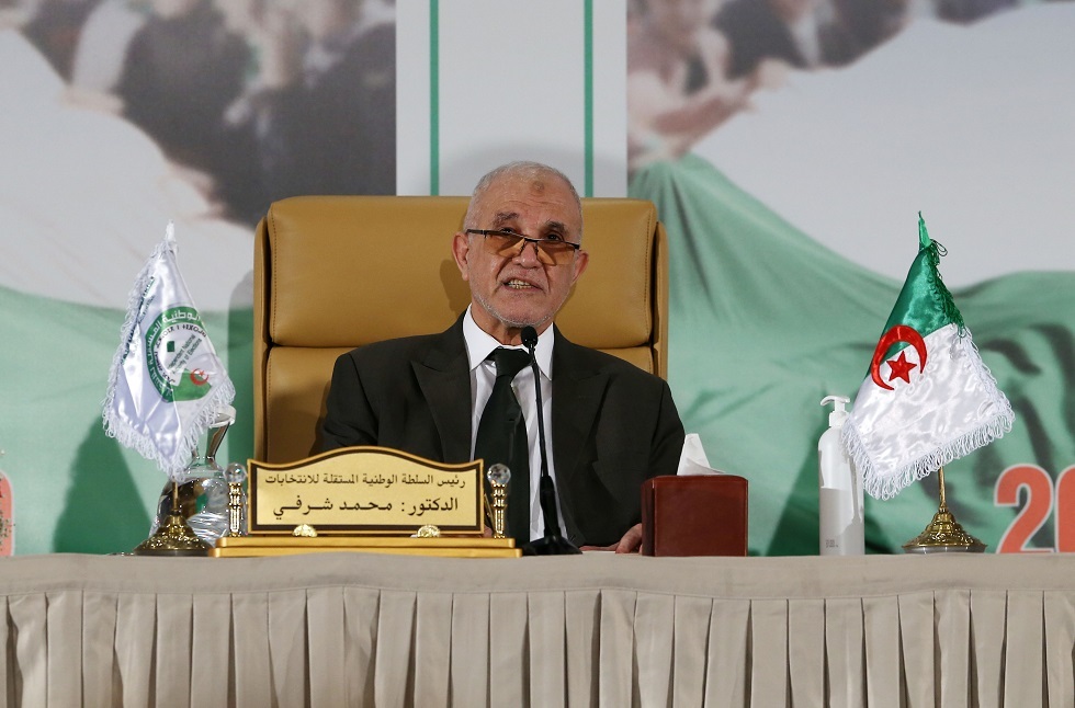 الجزائر.. قبول ملفات 3 مترشحين للانتخابات الرئاسية (صور)