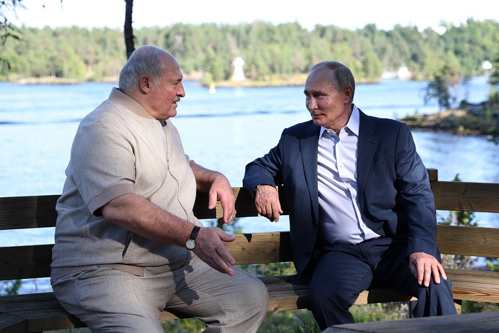بوتين ولوكاشينكو يزوران جزيرة سفيتلي شمال روسيا (فيديو)