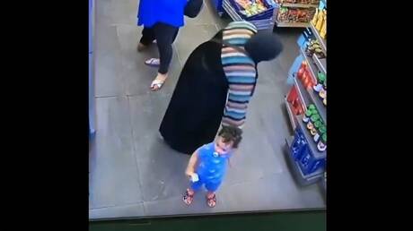 مصر.. محاولة اختطاف طفل من أمه والمتهمة تدلي بأقوالها (فيديو)