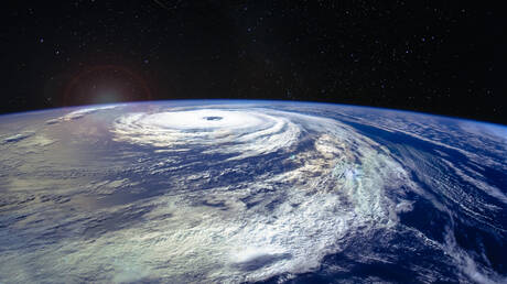 صور "غريبة ومذهلة" لإعصار بيريل من الفضاء