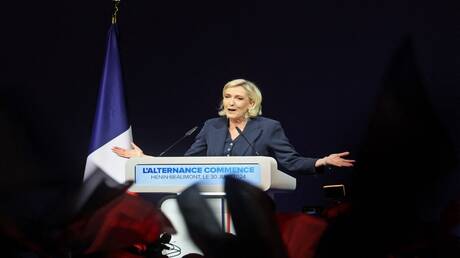 استطلاع: نصف الفرنسيين يريدون فوز حزب لوبان
