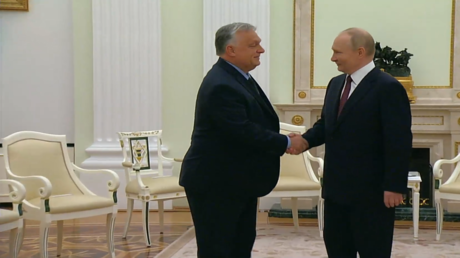 بوتين يستقبل أوربان ويطلب منه إطلاعه على موقف هنغاريا والاتحاد الأوروبي من الوضع حول أوكرانيا