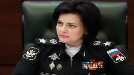 نائبة وزير الدفاع الروسي السابقة تنفي شائعات حول مغادرتها روسيا