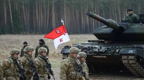 الولايات المتحدة تمنح بولندا قرضا بقيمة ملياري دولار لتلبية احتياجاتها العسكرية
