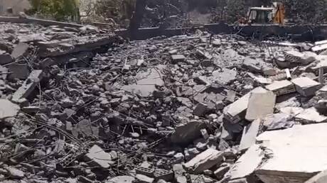 فيديو يرصد القصف والدمار الذي لحق بعدد من المنازل جراء الغارات الإسرائيلية على جنوب لبنان