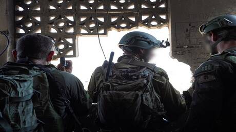 الجيش الإسرائيلي يعلن إصابة جنديين من لواء الإسكندروني بجروح خطيرة وسط قطاع غزة