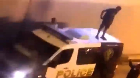 مصر.. الداخلية تكشف ملابسات فيديو سقوط شخص على سيارة شرطة داخل أحد أنفاق الإسماعيلية