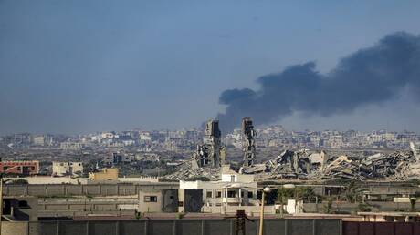 موقع عبري يكشف عن اجتماع غير عادي عقده نتنياهو بعد إحراز تقدم في مفاوضات الصفقة  مع حماس
