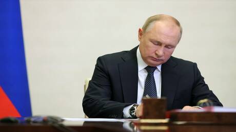 الرئيس الروسي يوقع قانونا يدخل تعديلات على ميزانية البلاد
