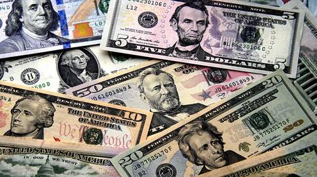 الخزانة الأمريكية: العقوبات ضد روسيا جعلت الدولار أقل جاذبية