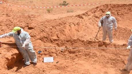 ليبيا.. اكتشاف مقبرة جماعية جديدة في سرت (صور)