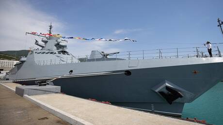 روسيا تختبر سفينة عسكرية جديدة