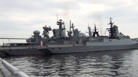 الدفاع الصينية تعلق على المناورات البحرية المشتركة مع روسيا