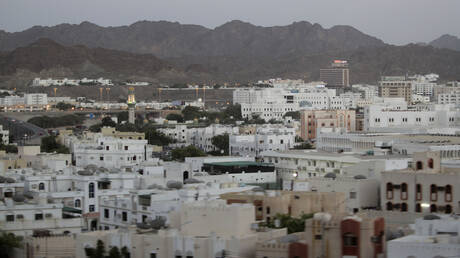 إعادة جثامين 4 باكستانيين قتلوا في هجوم على مسجد في سلطنة عمان إلى وطنهم