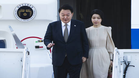 إثر فضيحة حقيبة اليد الفاخرة.. النيابة الكورية الجنوبية تستجوب السيدة الأولى