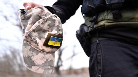 قوات كييف تخلي مواقعها في قرية ماكييفكا في لوغانسك
