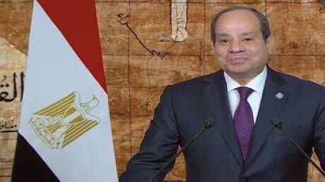 السيسي: مصر حافظت على أرضها واستقلالها مع التمسك بحقوق أشقائها وخاصة الفلسطينيين (فيديو)