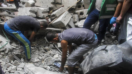 مراسلنا: قتلى وجرحى بقصف إسرائيلي على رفح والوضع خطير جدا في المدينة