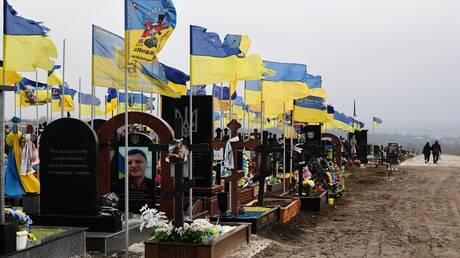 مستشار سابق في البنتاغون: القوات الأوكرانية تخسر ألفي جندي يوميا