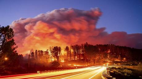 اختفاء طائرة إطفاء في ولاية أوريغون الأمريكية مع انتشار حرائق الغابات غربا