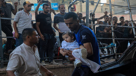 غزة: إسرائيل تقصف بـ3 صواريخ مستشفى ميدانيا بمدرسة تؤوي نازحين وسط القطاع