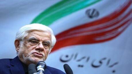 الرئيس الإيراني الجديد يعين إصلاحيا نائبا له