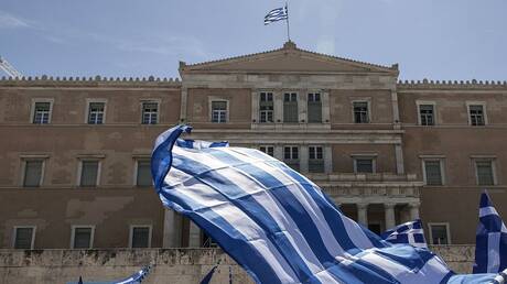 اليونان تدعو رعاياها إلى مغادرة لبنان وتجنب السفر إليه
