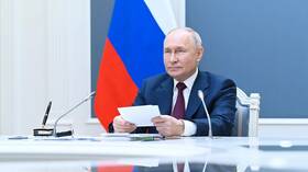 أوشاكوف: بوتين يعتزم لقاء شي جين بينغ وأردوغان على هامش قمة شنغهاي للتعاون