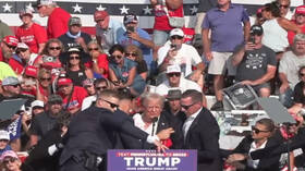 شاهد.. لحظة محاولة اغتيال ترامب