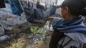 الصحة العالمية تعرب عن "قلقها البالغ" بعد اكتشاف فيروس شلل الأطفال في مياه الصرف الصحي بغزة