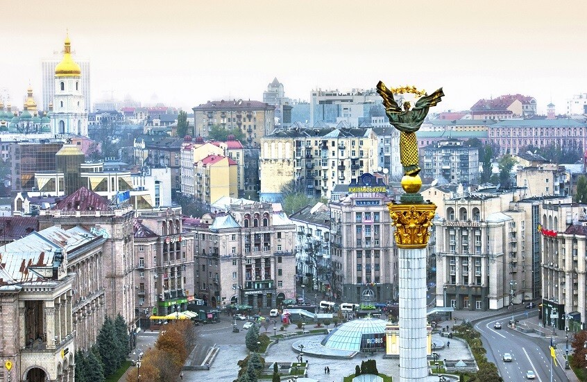 "واشنطن بوست": كييف تنظر بقلق إلى تبادل السجناء بين موسكو وواشنطن