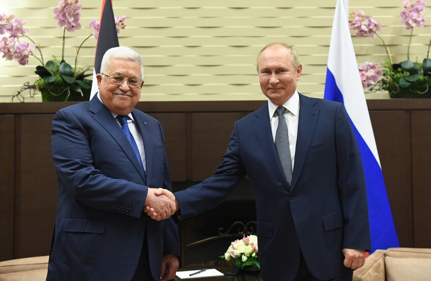 "أثق ببوتين".. عباس يكشف عن دعوات من الرئيس الروسي لجمعه بنتنياهو في موسكو