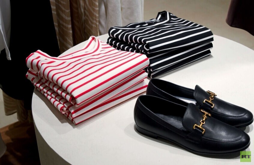 مصممو الأزياء الروس يملؤون الفراغ بتصاميم مميزة (فيديو)