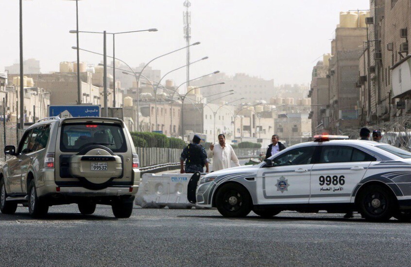 الكويت.. ضبط عصابة من جنسيتين عربيتين متخصصة في "تجارة الإقامات" مقابل مبالغ مالية