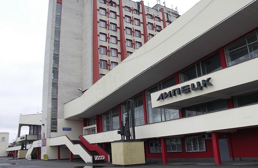 ليبيتسك الروسية.. انفجارات وإخلاء عدة بلدات بعد هجوم مكثف بمسيرات أوكرانية