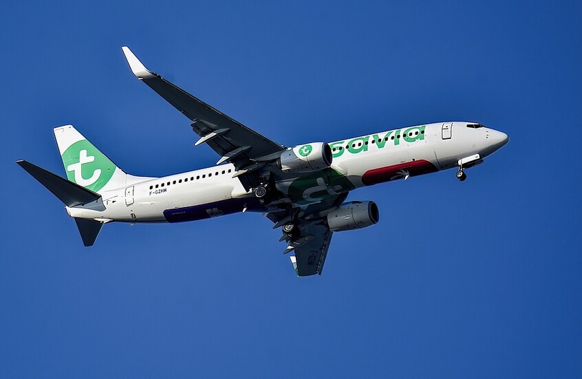 سلوك عدواني يجبر كابتن طائرة على تغيير مسار رحلة كانت متجهة إلى المغرب