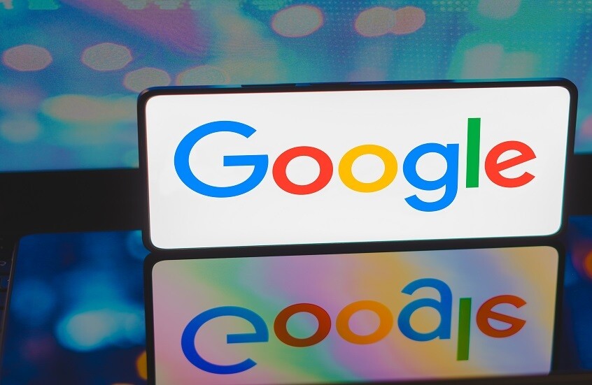 خبير مصري يكشف حقيقة إزالة غوغل "مواقيت الصلاة" من خدمة البحث