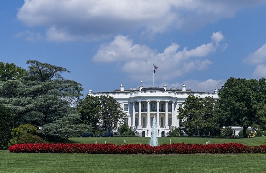 "وول ستريت جورنال": البيت الأبيض يخشى "انتقاما قاسيا" من روسيا بسبب كورسك