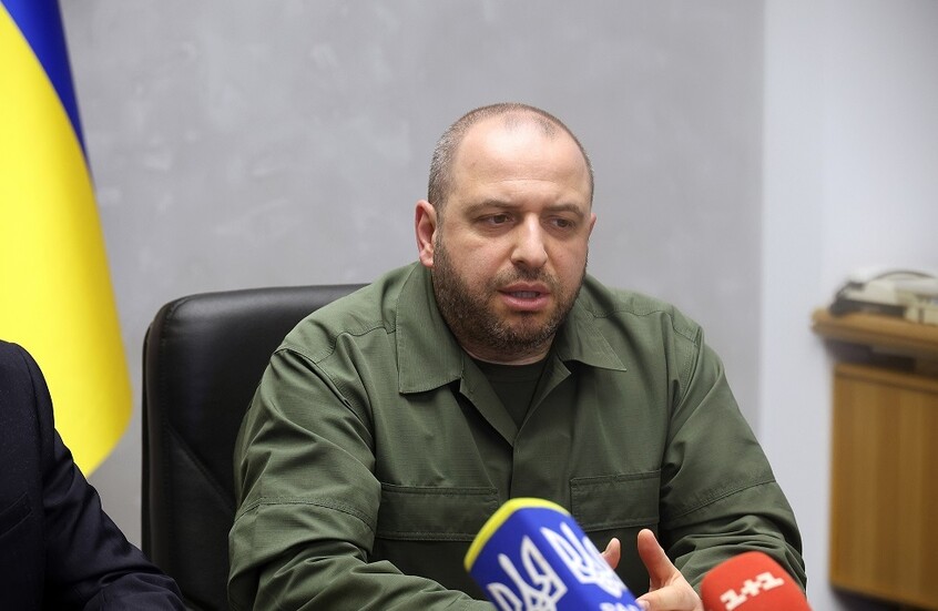 كييف تطلب من باريس السماح لها بضرب الأراضي الروسية بأسلحة فرنسية