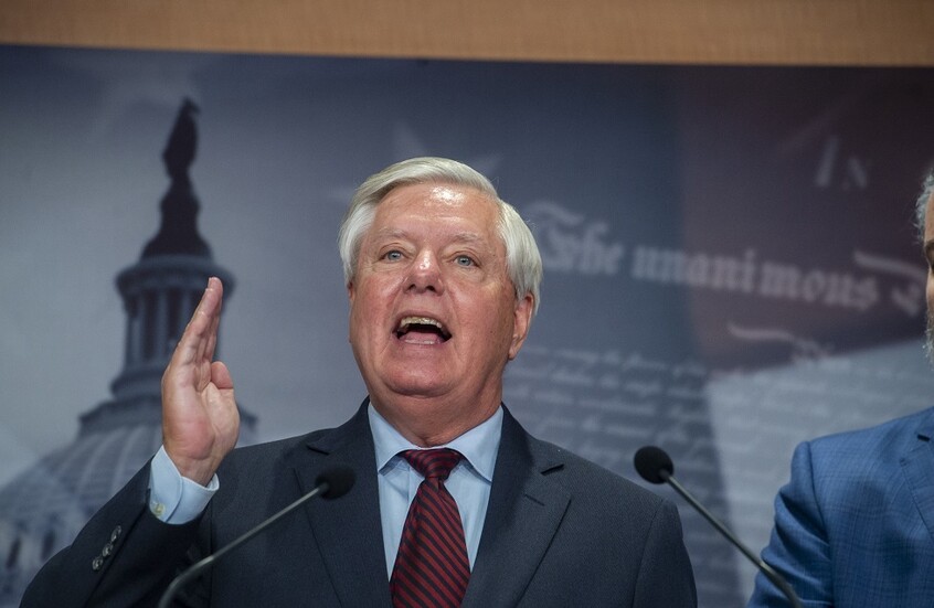 سيناتوران أمريكيان يدعوان إلى انضمام أوكرانيا إلى حلف "الناتو" هذا العام