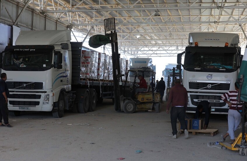 ليبيا.. رفض شحنة عصائر مصرية في منفذ امساعد البري (صور)